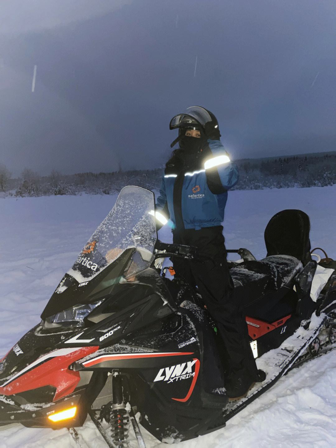 国际雪地摩托挑战赛，冰雪中极速驰骋的勇士的简单介绍